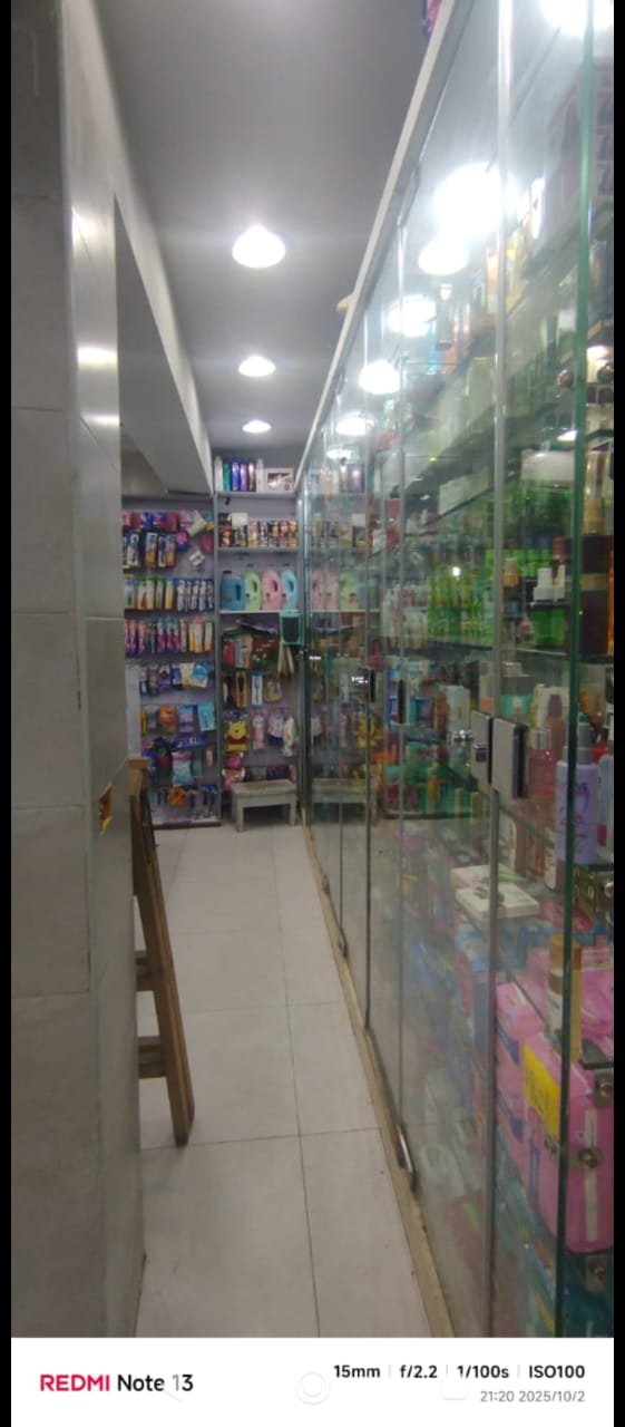 صيدليه فى المعادى للبيع شفت 32000