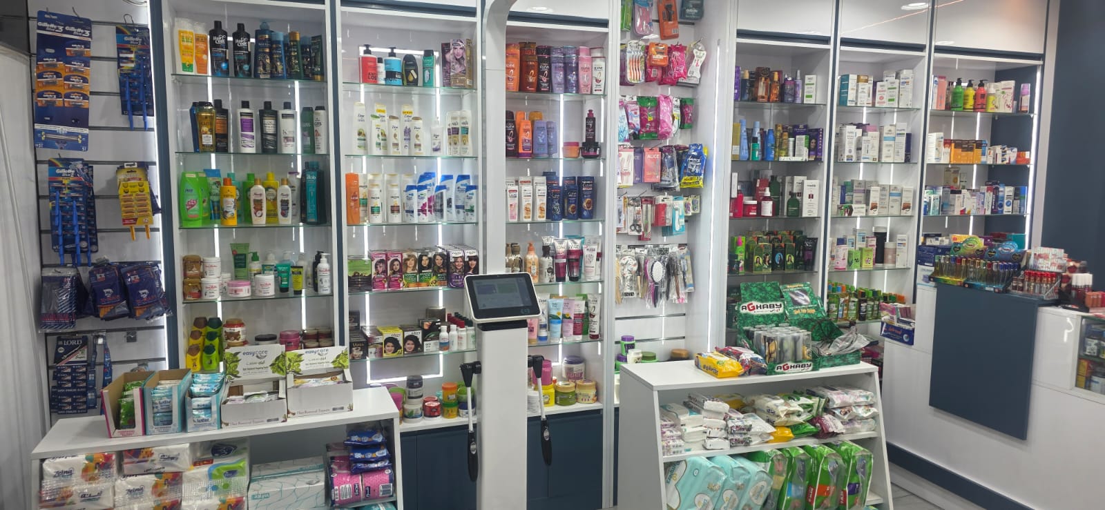 صيدليه للايجار النزهه